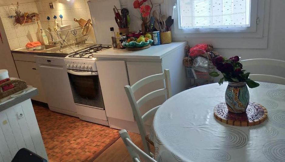 Chambre Hote Chez L'Habitant Residence Sous Les Pins Cassis Exterior foto